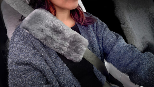 20mm Sheepskin Seat Belt Pad Pair