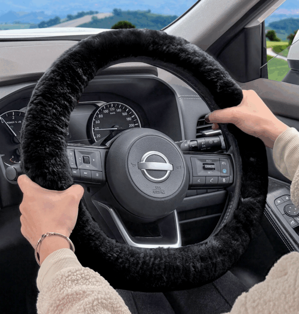 20mm Sheepskin Steering Wheel Cover - Image 4